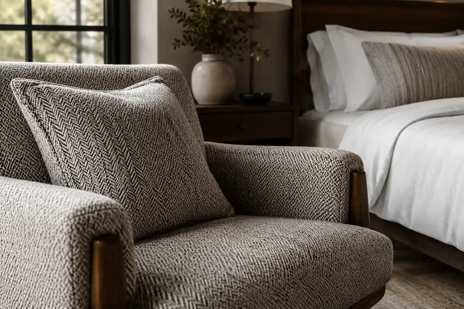 Quiet Patterns and Tailored Weaves